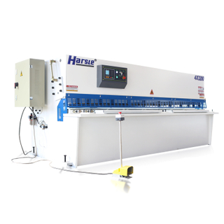 Máquina cizalla hidráulica QC12K NC con viga oscilante con E21S