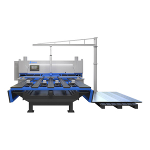 Cizalla hidráulica CNC con mesa de alimentación frontal automática
